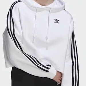 ADIDAS WOMENS HOODIE (size medium)
